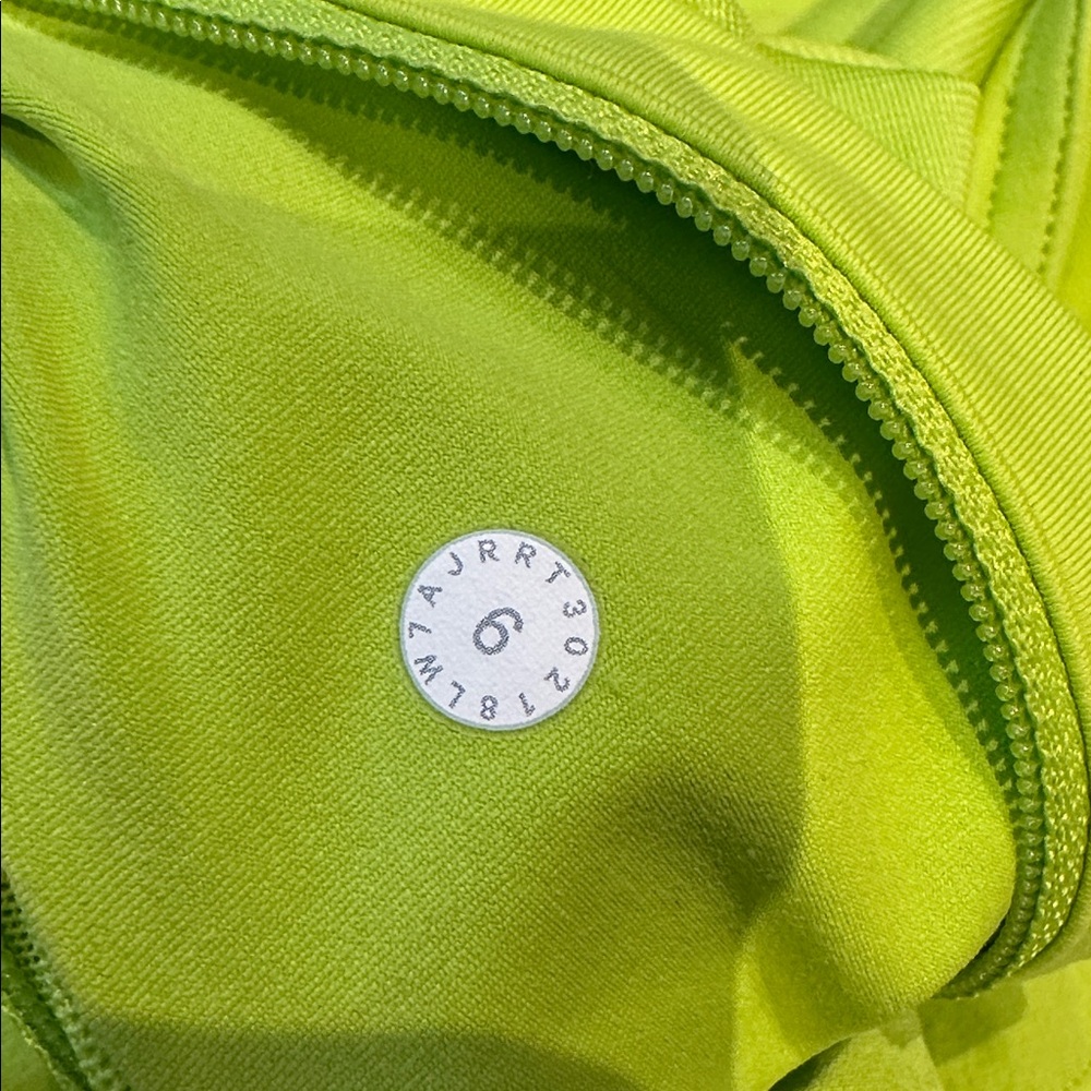 Lululemon Speed Short - Picture 3 of 4